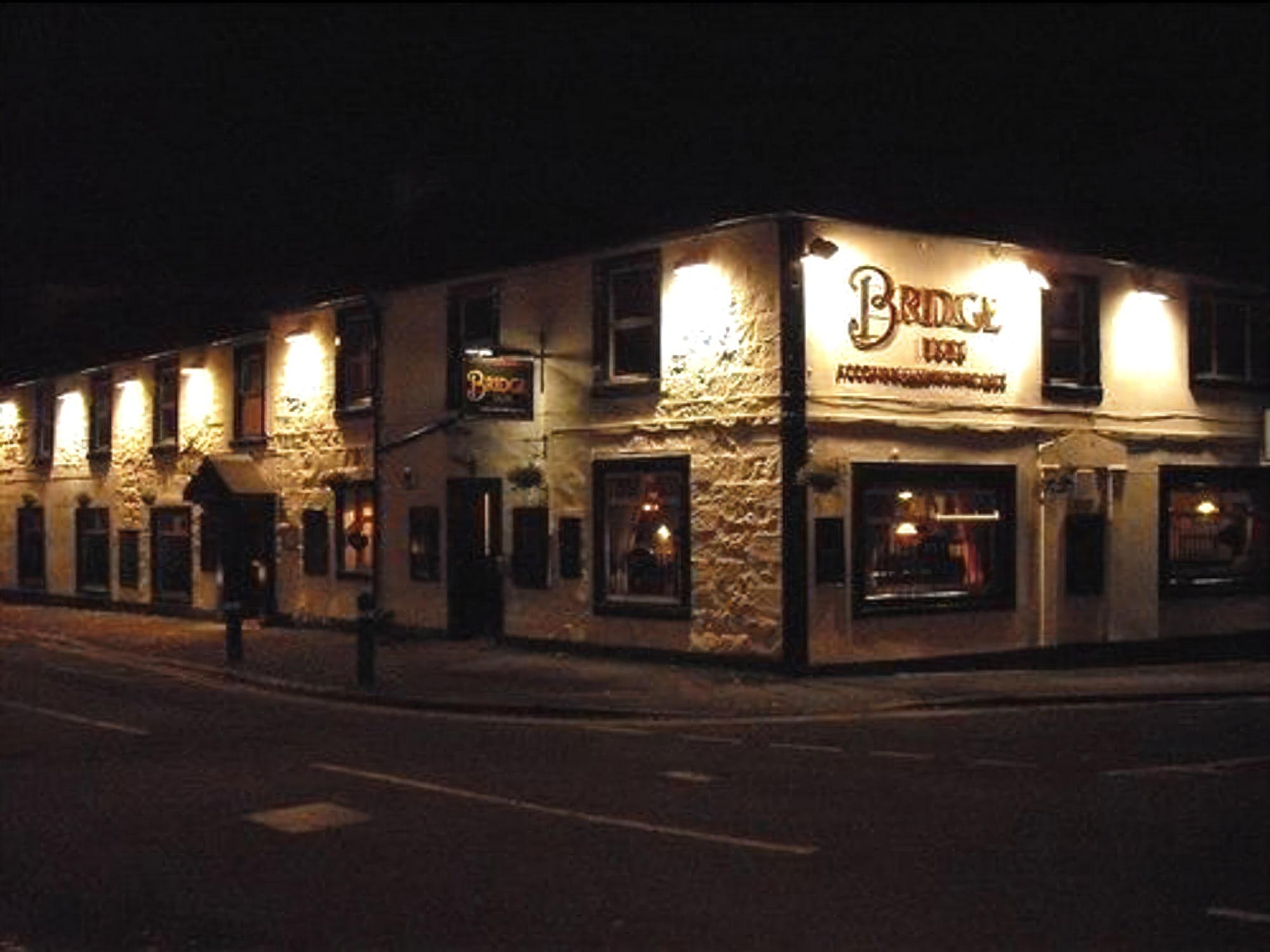 The Bridge Inn Tillicoultry Екстериор снимка